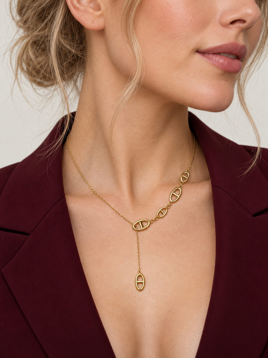 Collier doré en Y à mailles marines